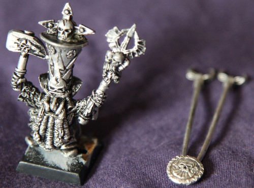 Chaos dwarf sorcerer - sorcerer,,