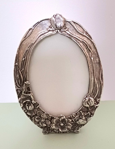 Art deco style - deco, silver