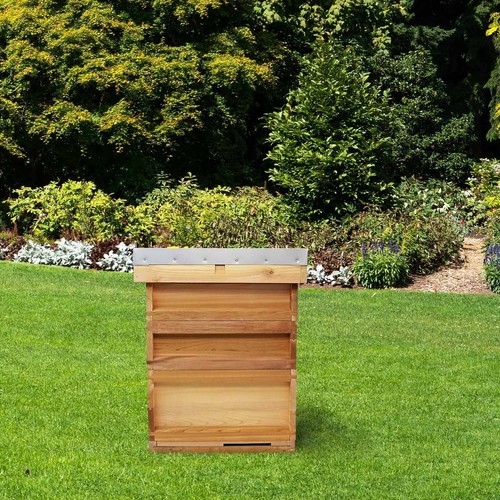 National cedar bee hive - cedar,