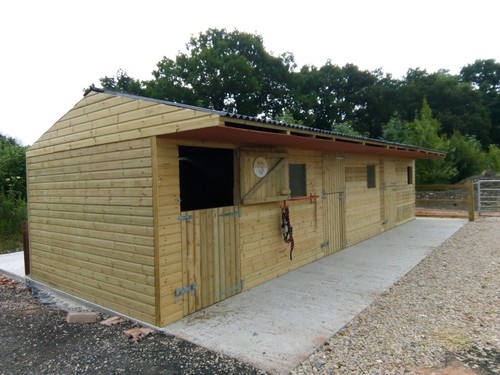 Horse stables block 12ft - of, 3)