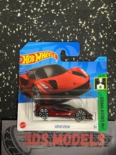 LOTUS EVIJA RED *CREASED* Hot