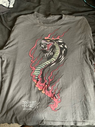 Hardy men venom slither - ed,