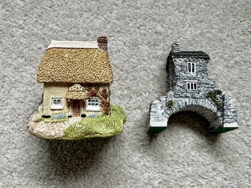 Bundle lilliput lane otter - -,