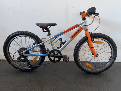 Cube acid race 200 - cube, inch