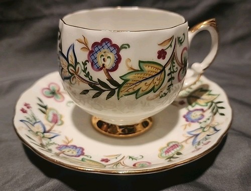 Vintage royal vale bone china - vintage,