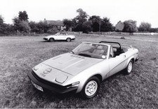 TRIUMPH TR8 L.H.D. FRONT SIDE VIEW, PHOTOGRAPH.