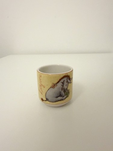 Classic pooh royal doulton - classic,