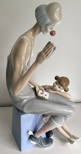 Lladro Magic. 4605. Clown and child. Large piece
