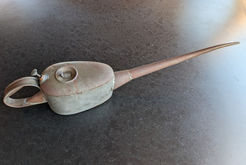 Vintage oil oiler can long - vintage,