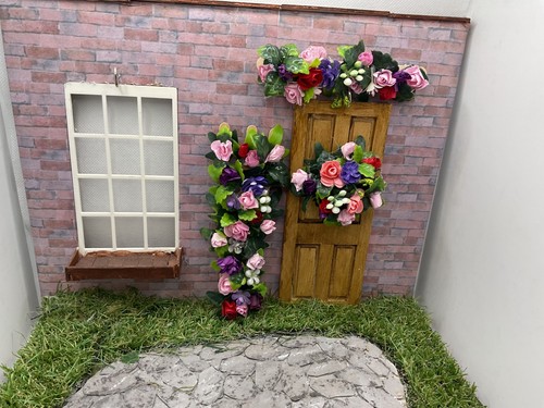 Dolls house garden - dolls,