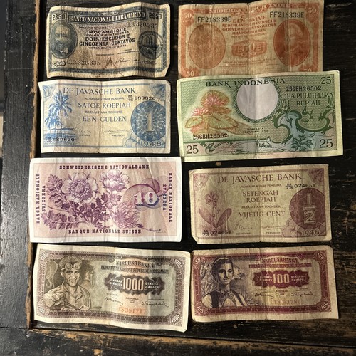 Vintage world bank - note, of