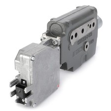 DIRECTIONAL VALVE ACV0216810 VALTRA