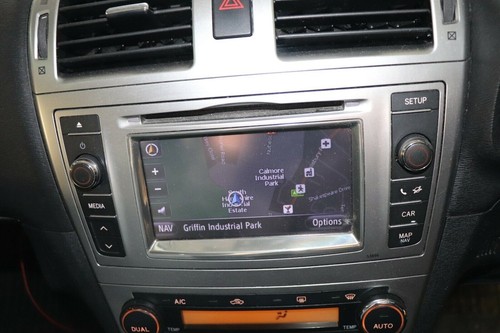 Toyota avensis car - car, cd