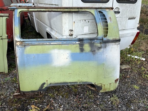 Bay window type campervan - window,