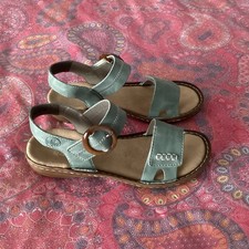NEW PALE GREEN RIEKER ANTISTRESS SANDLES WITH ADJUSTABLE STRAPS. SIZE 4.5 (37).