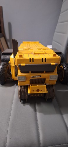 Wall buy large truck - wall-e,