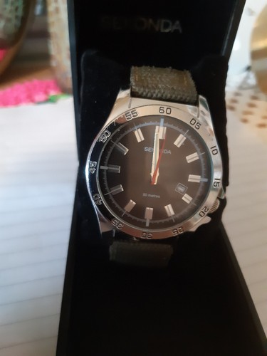 Gents sekonda sports watch - sekonda,