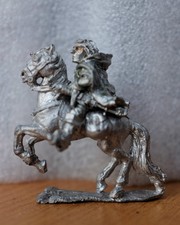 Strider Mounted on Horse ME12