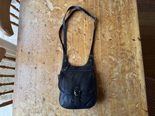 FAT FACE BLACK LEATHER CROSSBODY HANDBAG SHOULDER STRAP BAG SADDLE
