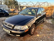 BREAKING Volvo V40 Mk1 2003