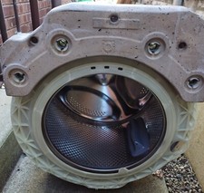 Hotpoint Ultima WMUD 10637