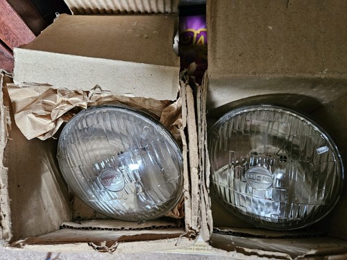 Lucas 700 headlamps spotlights - headlamps,