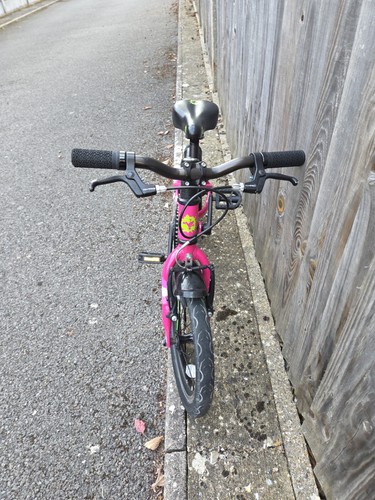 Frog bike pink used - -,