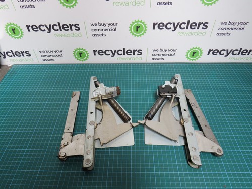 Merrychef door hinge - hinge, set