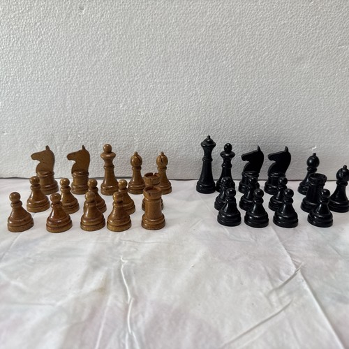 Staunton style wooden chess - staunton,