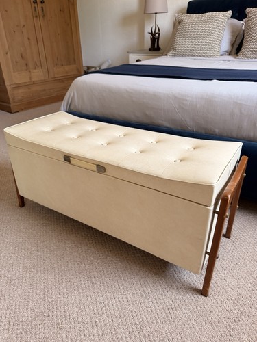 Mid century vintage retro - century,