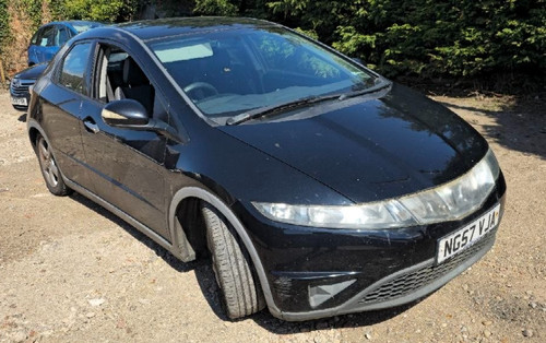 Breaking honda civic mk8 fk3 - honda,