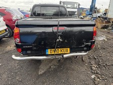 mitsubishi l200 warrior 2010