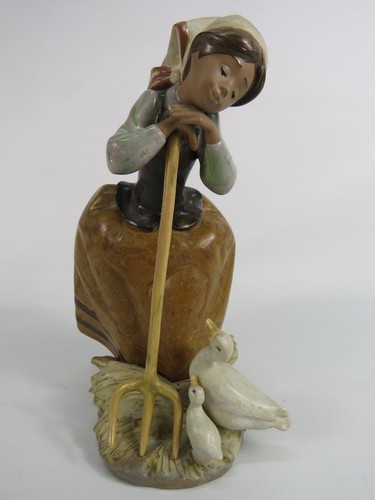 Lladro figurine 2178 harvest - lladro,