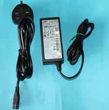 Genuine Samsung A2514_FPN , 14V , 1.79A 25W AC/DC Power Supply Adapter - UK Plug