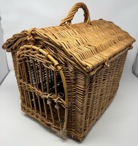 Vtg wicker natural pet carrier - wicker,