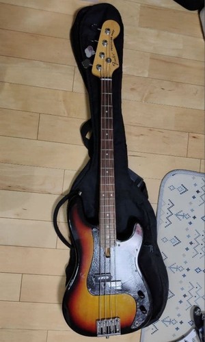 Precision bass with - with, fender