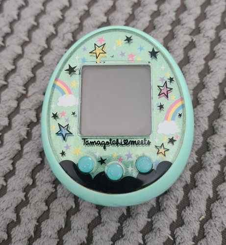 Green tamagotchi meets magical - green,