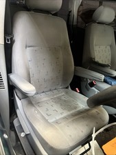 VW TRANSPORTER CARAVELLE