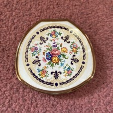 Stratton Floral Design Compact