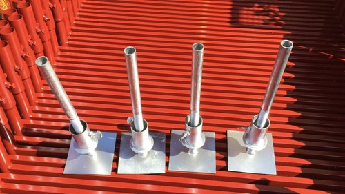 Scaffold tower adjustable legs - tower,