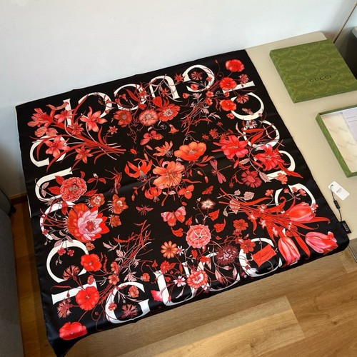 Gucci floral patterns silk - floral,