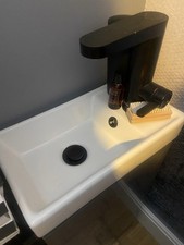 NO PULMBING PORTABLE SINK GREY HIGH GLOSS WITH BLACK MATT FINISH TAP HOT/ COLD