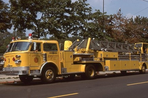 Jersey city truck 1977 - jersey,