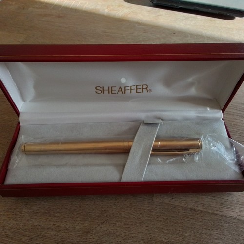 Sheaffer white dot gold - dot,