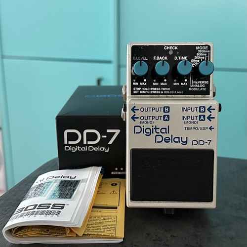 Boss digital delay guitar - digital,