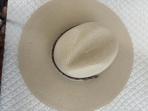 Nwt bohme ivory cream - nwt,