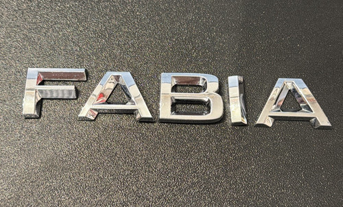 Skoda fabia boot lid - skoda, badge