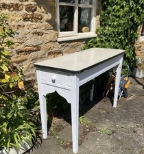 Vintage 1920s Kitchen side table excellent used condition
