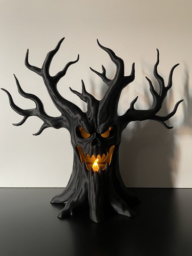 Gothic spooky tree halloween - spooky,