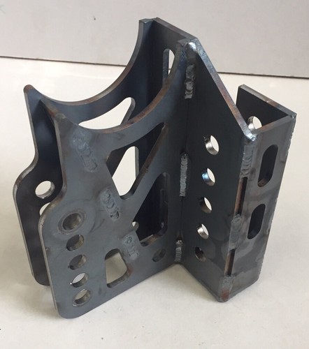 Panhard mount bracket - panhard,